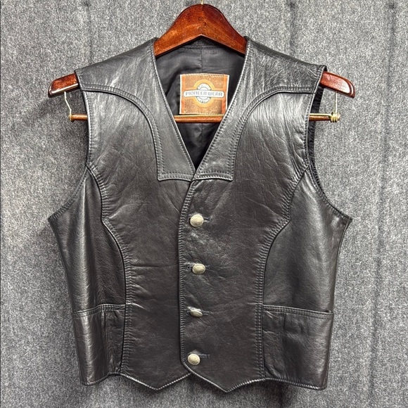 Pioneer Wear Other - PIONEER WEAR Vintage Black Leather Vest Tailored Fit
